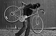Вело-Город украдет велосипед у Мисс Вело-Город 2012!