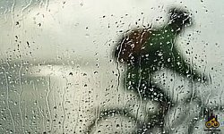Rain-riders: полезные советы для тех, кто попал в дождь на велосипеде