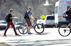 Почему пешеходы не любят велосипедистов в городе?