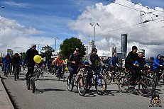 Велодвижению быть: улицы Екатеринбурга на один день заполнили велосипедисты