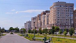 В Екатеринбурге на улице Татищева добавят сквер, велодорожек и полосы озеленения