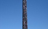 В Северной Калифорнии художники Марк Грив и Илана Спектор построили обелиск 65 футов высотой, 10,000-фунтов весом. Он состоит приблизительно из 340 велосипедов, и одного трехколесного велосипеда. И назвали это чудо "Cyclisk".